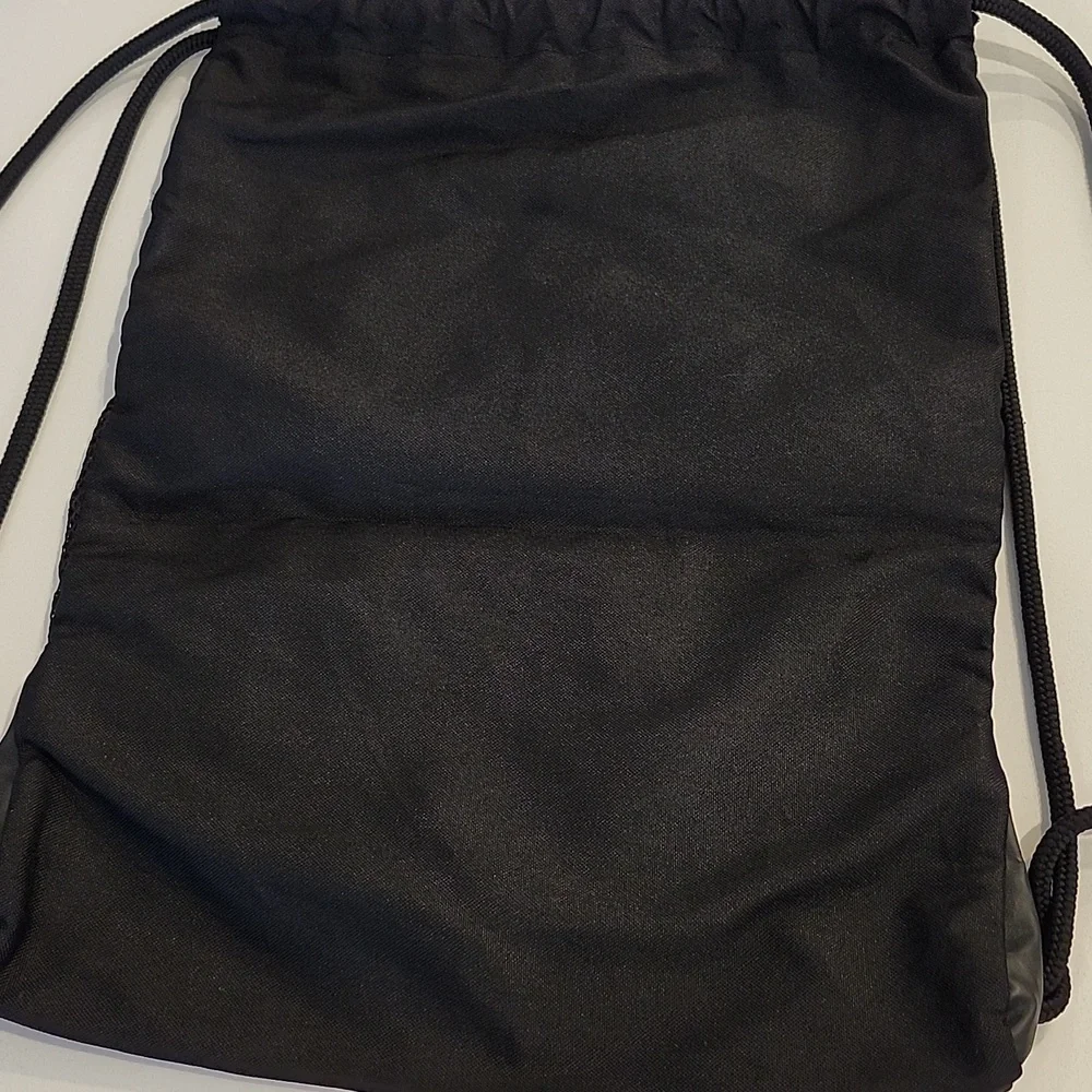 Adidas Drawstring Bag - Picture 5 of 12